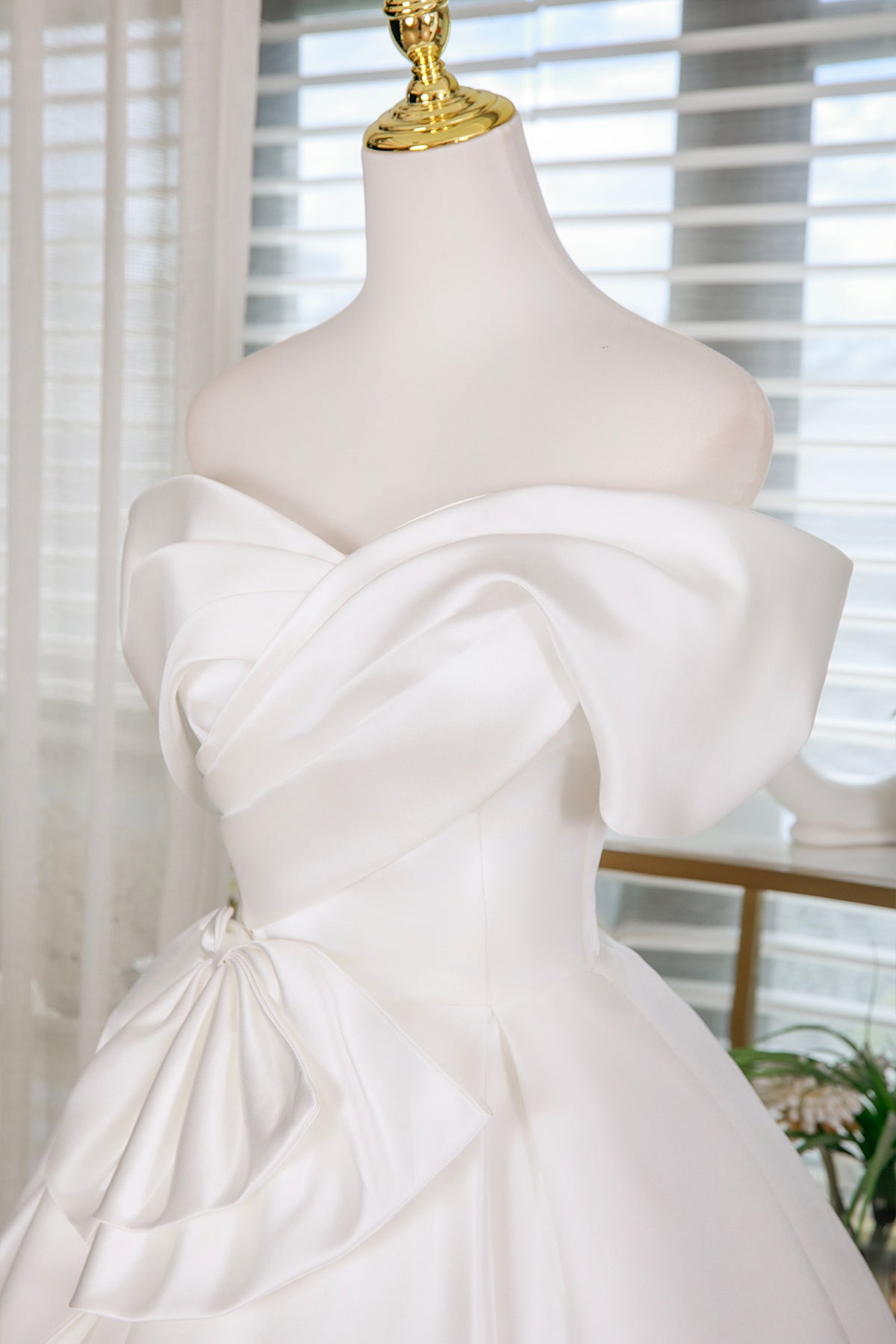 White Satin Short Prom Dress, Lovely A-Line Off the Shoulder Party Dress