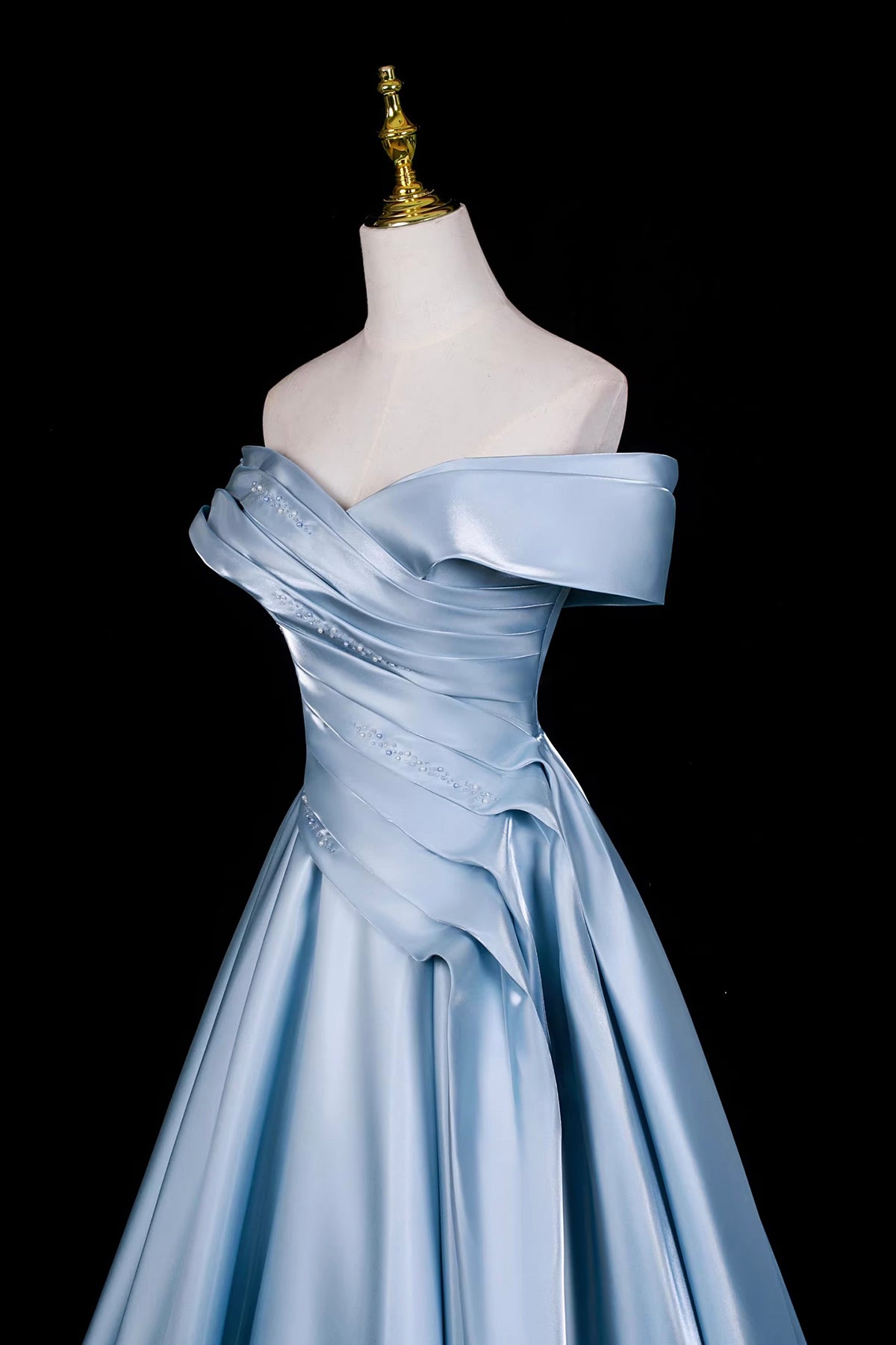 Elegant Light Blue Off-the-Shoulder Satin Ball Gown for Formal Events