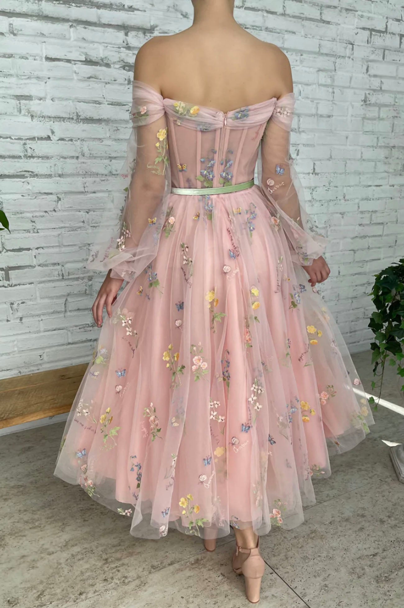 Pink Tulle Lace Short Prom Dress, Long Sleeve Evening Graduation Dress