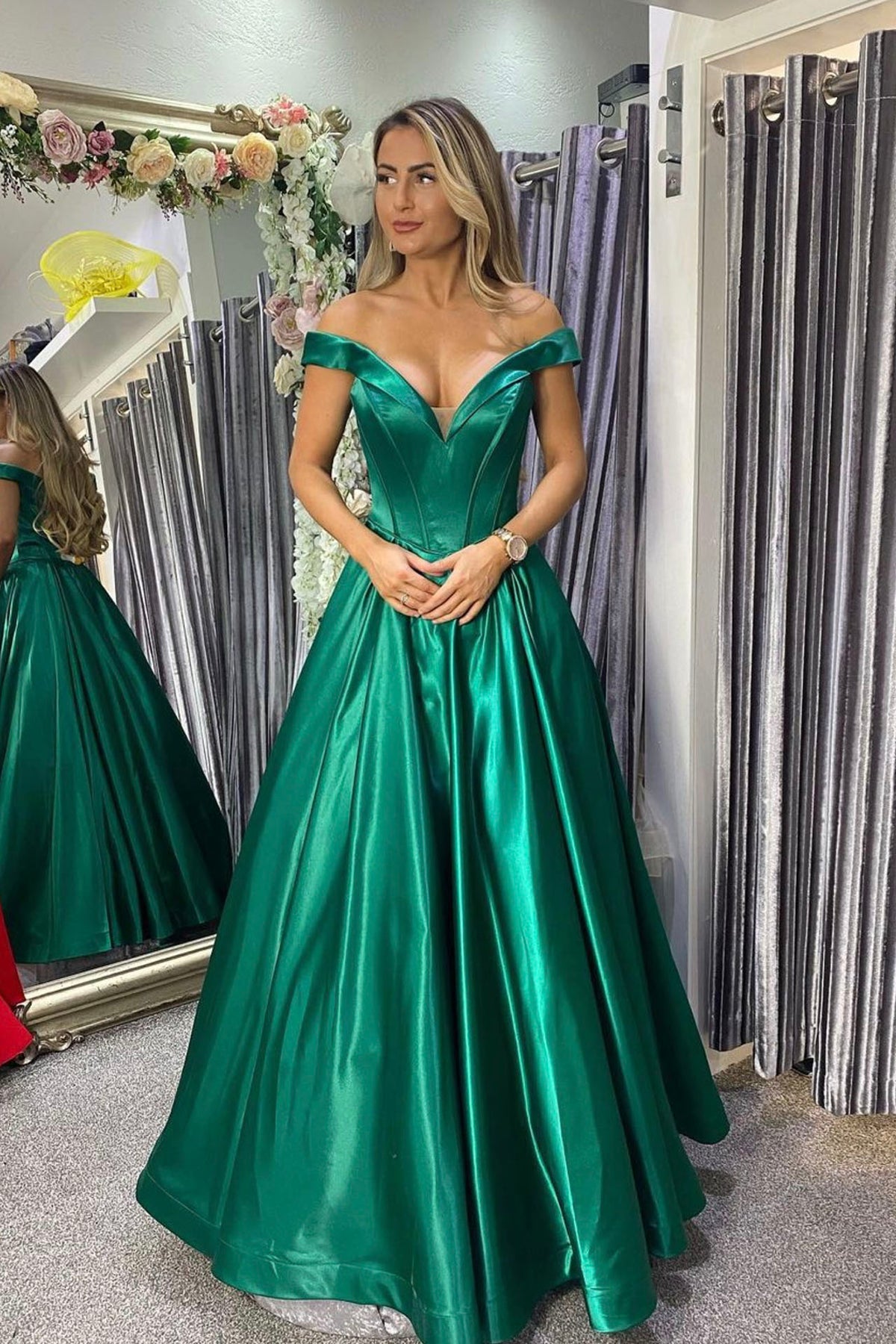 Green Satin Long Off the Shoulder Prom Dress, V-Neck Evening Party Dress