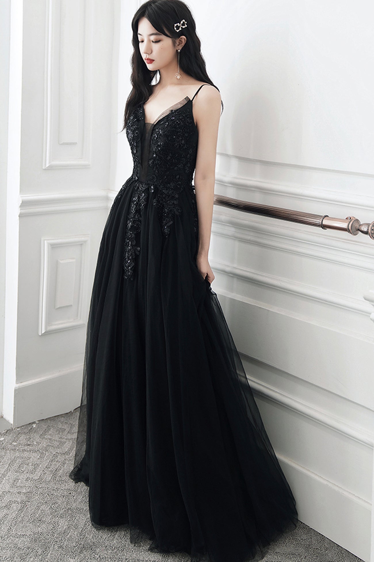 Black V-Neck Tulle Lace Long Prom Dress, A-Line Evening Party Dress