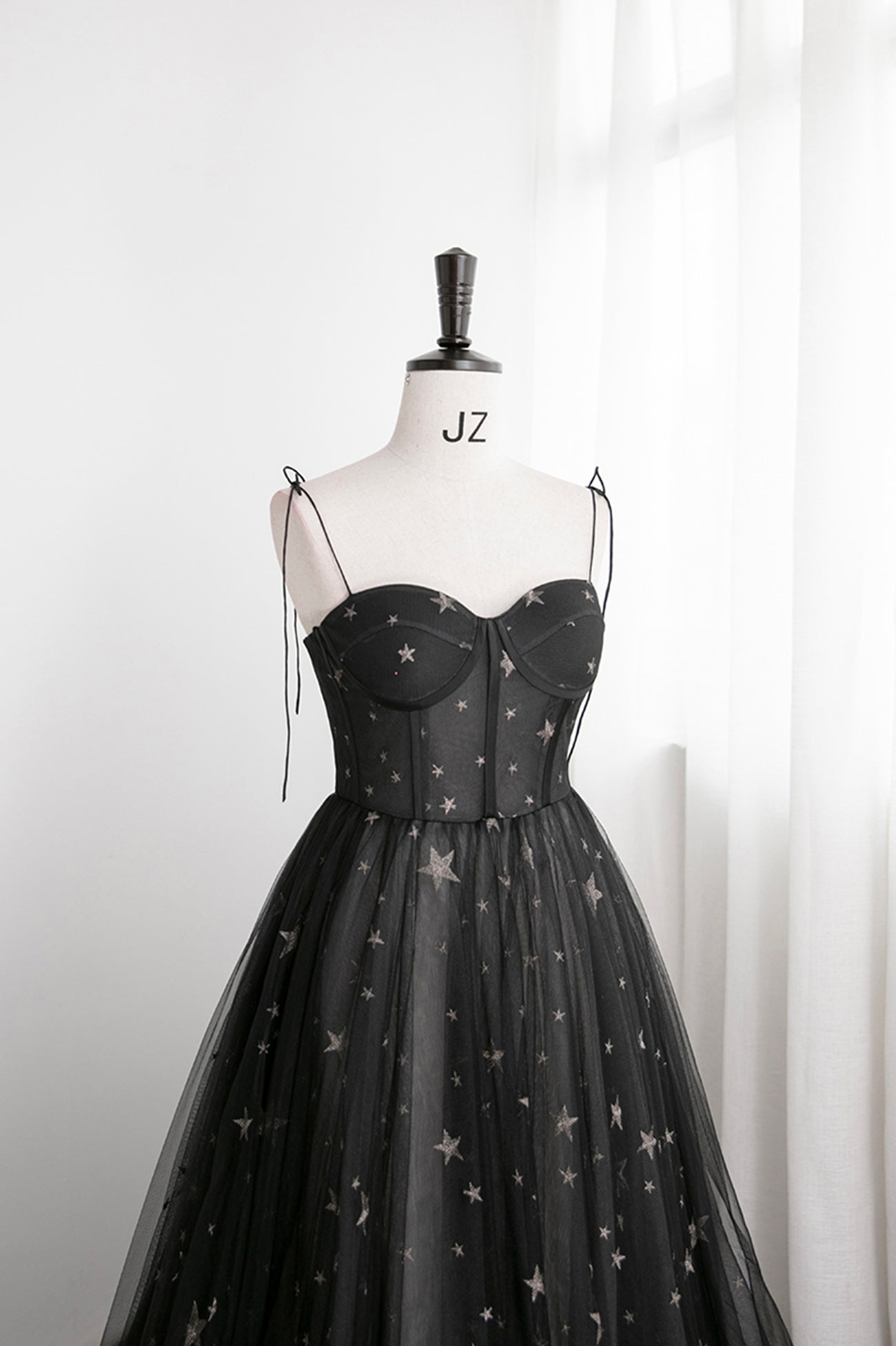 Starry Night Black And Champagne Prom Dress Starry Night Black Shiny Short Homecoming Dress, Knee-length Starry Night Black And Champagne Prom Dress Starry Night Black Shiny Short Homecoming Dress, Knee-length