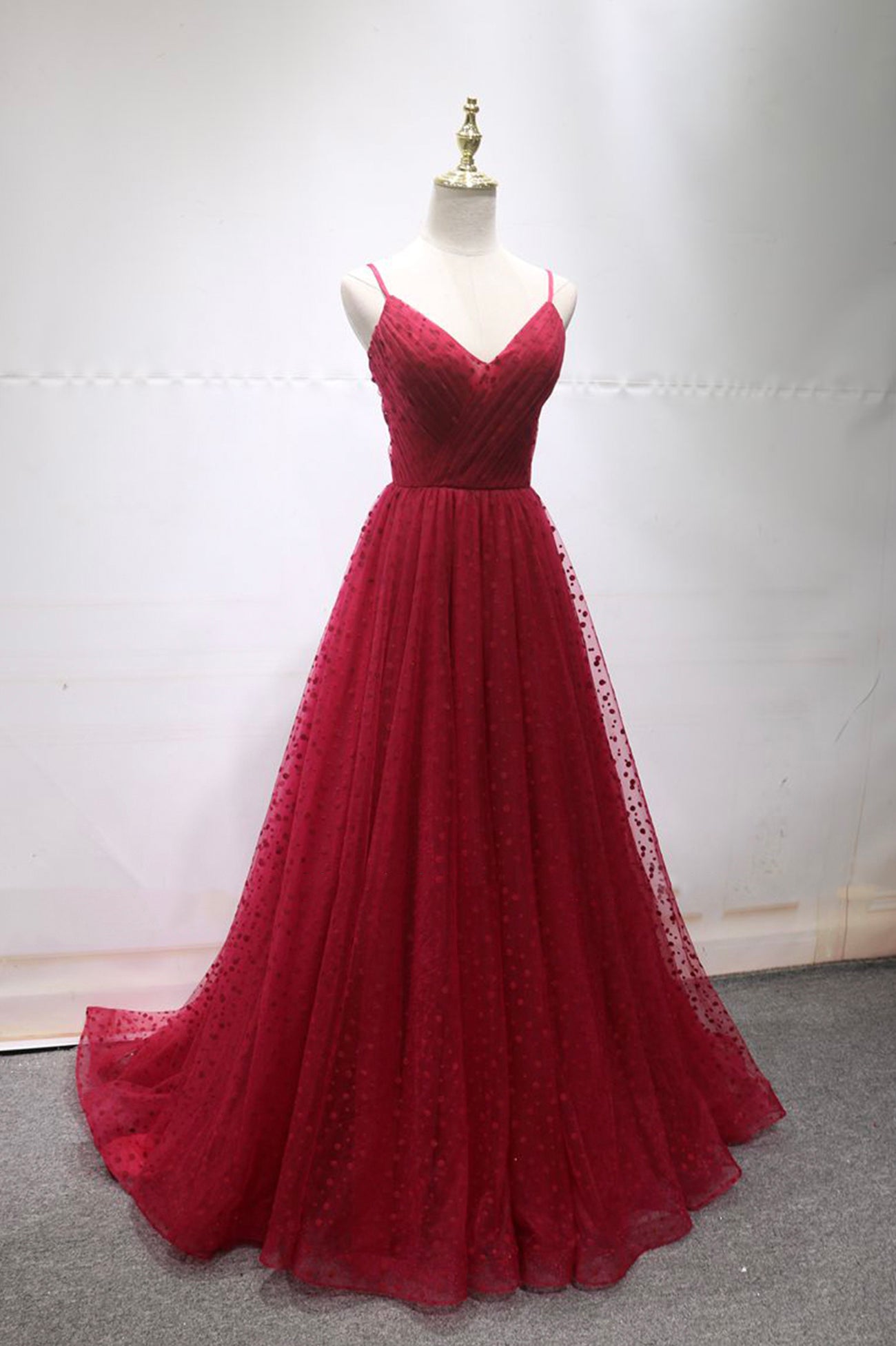 Burgundy V-Neck Tulle Long Prom Dress, A-Line Backless Evening Party Dress