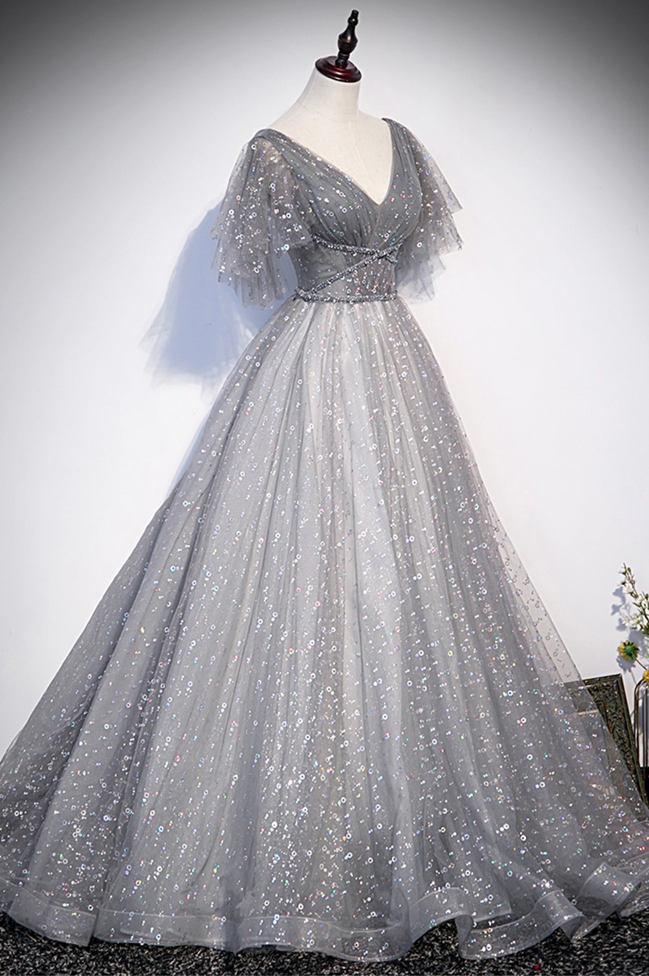 Gray V-Neck Tulle Sequins Long Prom Dress, A-Line Short Sleeve Evening Dress