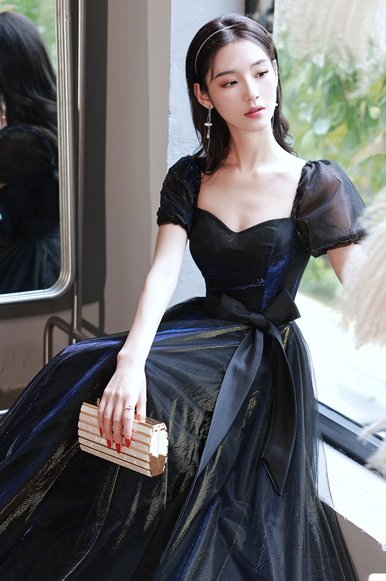 Black Tulle Long Prom Dress, Black Short Sleeve Graduation Dress Black Tulle Long Prom Dress, Black Short Sleeve Graduation Dress