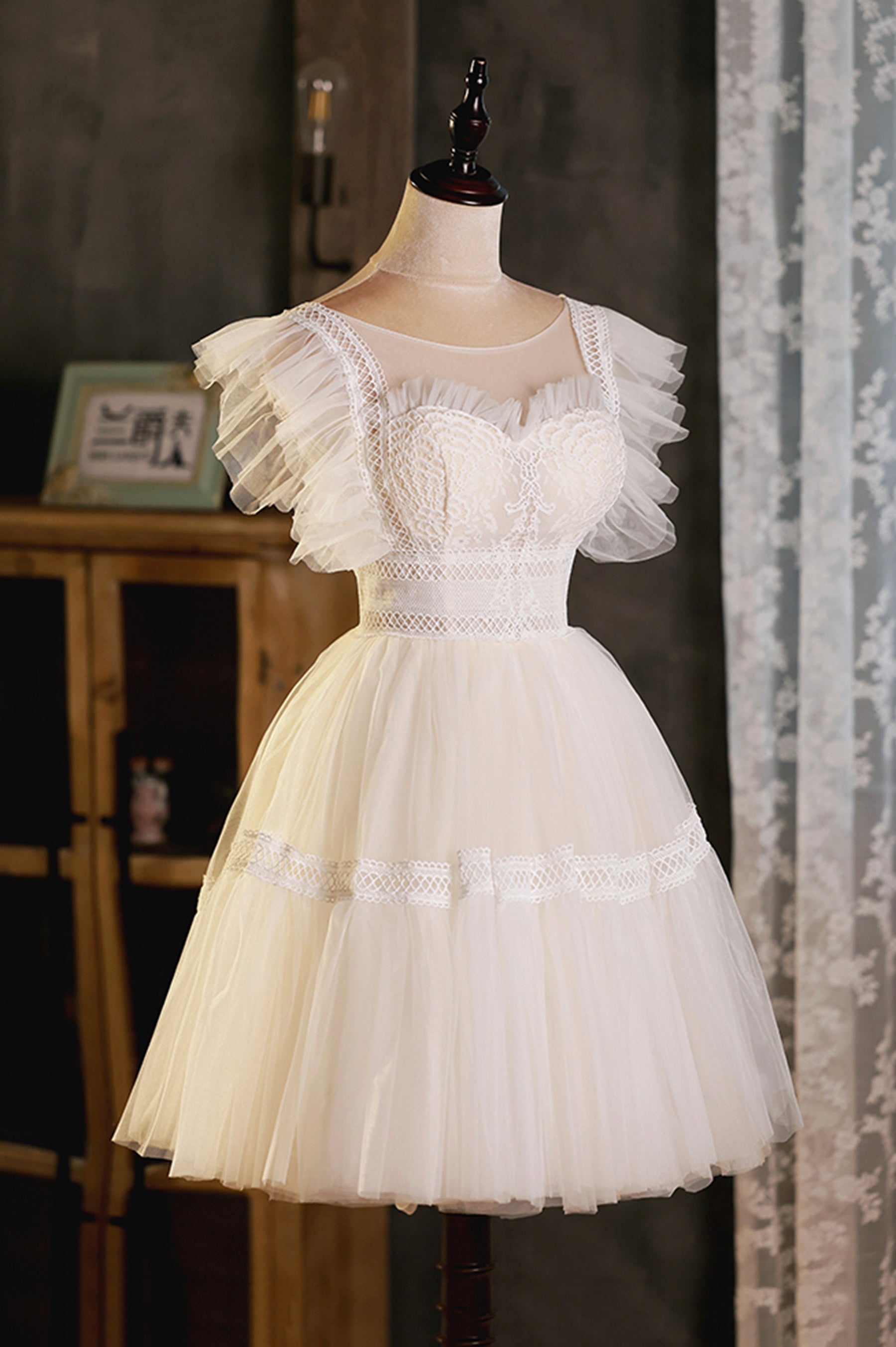 Cute Lace Short A-Line Prom Dress, Champagne Mini Homecoming Party Dre Cute Lace Short A-Line Prom Dress, Champagne Mini Homecoming Party Dre