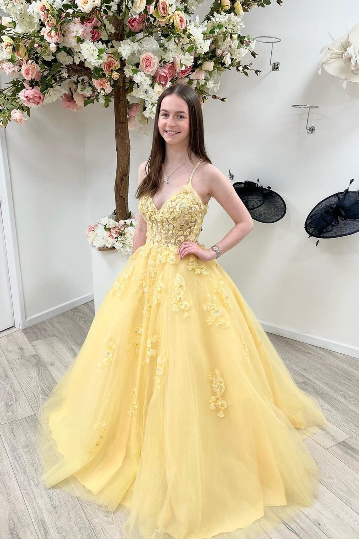 Yellow V-Neck Lace Formal Evening Dress, A-Line Spaghetti Straps Prom Dress