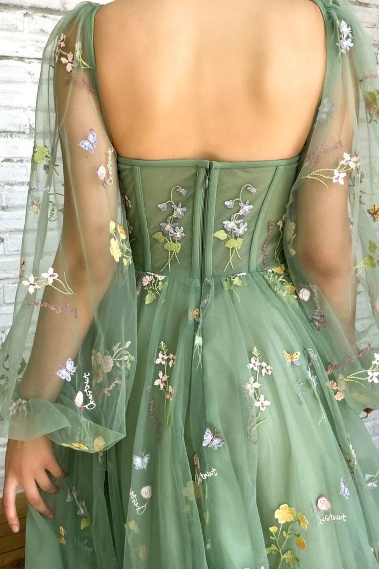Green Tulle Lace Short Prom Dress, Cute Long Sleeve Homecoming Party D Green Tulle Lace Short Prom Dress, Cute Long Sleeve Homecoming Party D