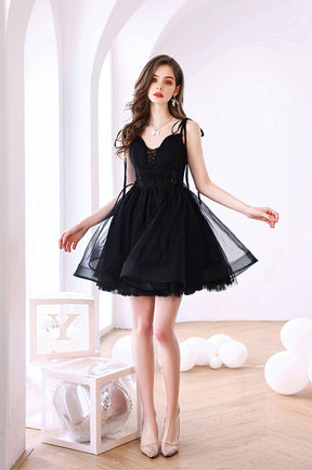 Black Tulle Short Prom Dress, Black V-Neck Homecoming Party Dress Black Tulle Short Prom Dress, Black V-Neck Homecoming Party Dress