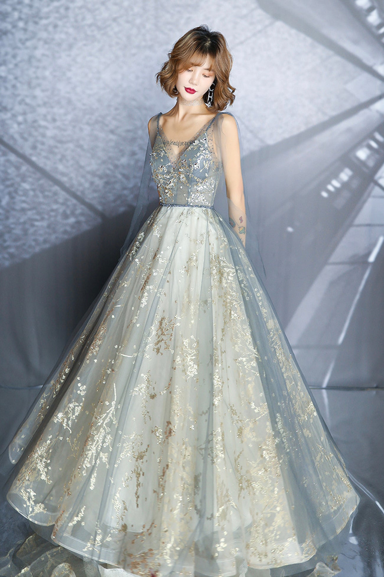 Gray V-Neck Tulle Sequins Long Prom Dress, A-Line Formal Evening Dress