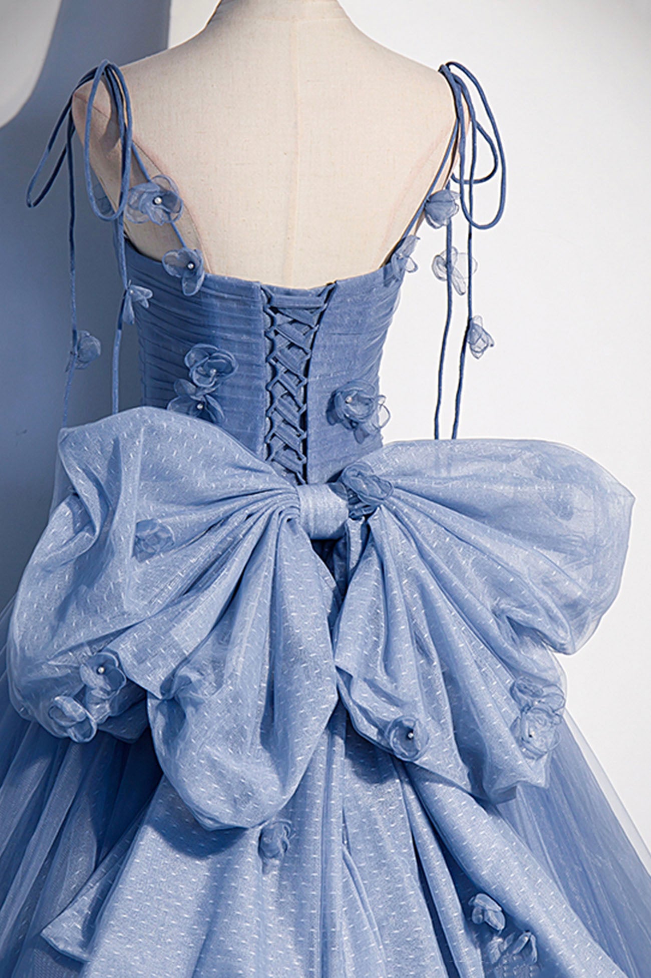 alice in wonderland themed homecoming dresses 44 Best Alice in Wonderland Dress ideas