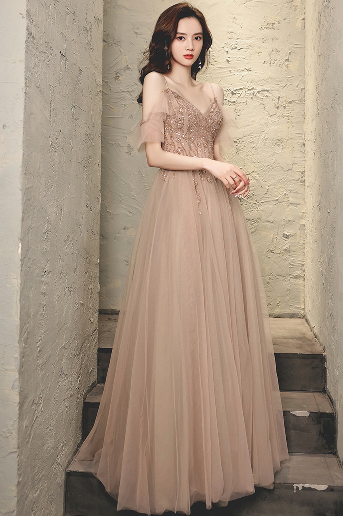 A-Line Tulle Long Prom Dress with Beaded, V-Neck Spaghetti Straps Evening Dress