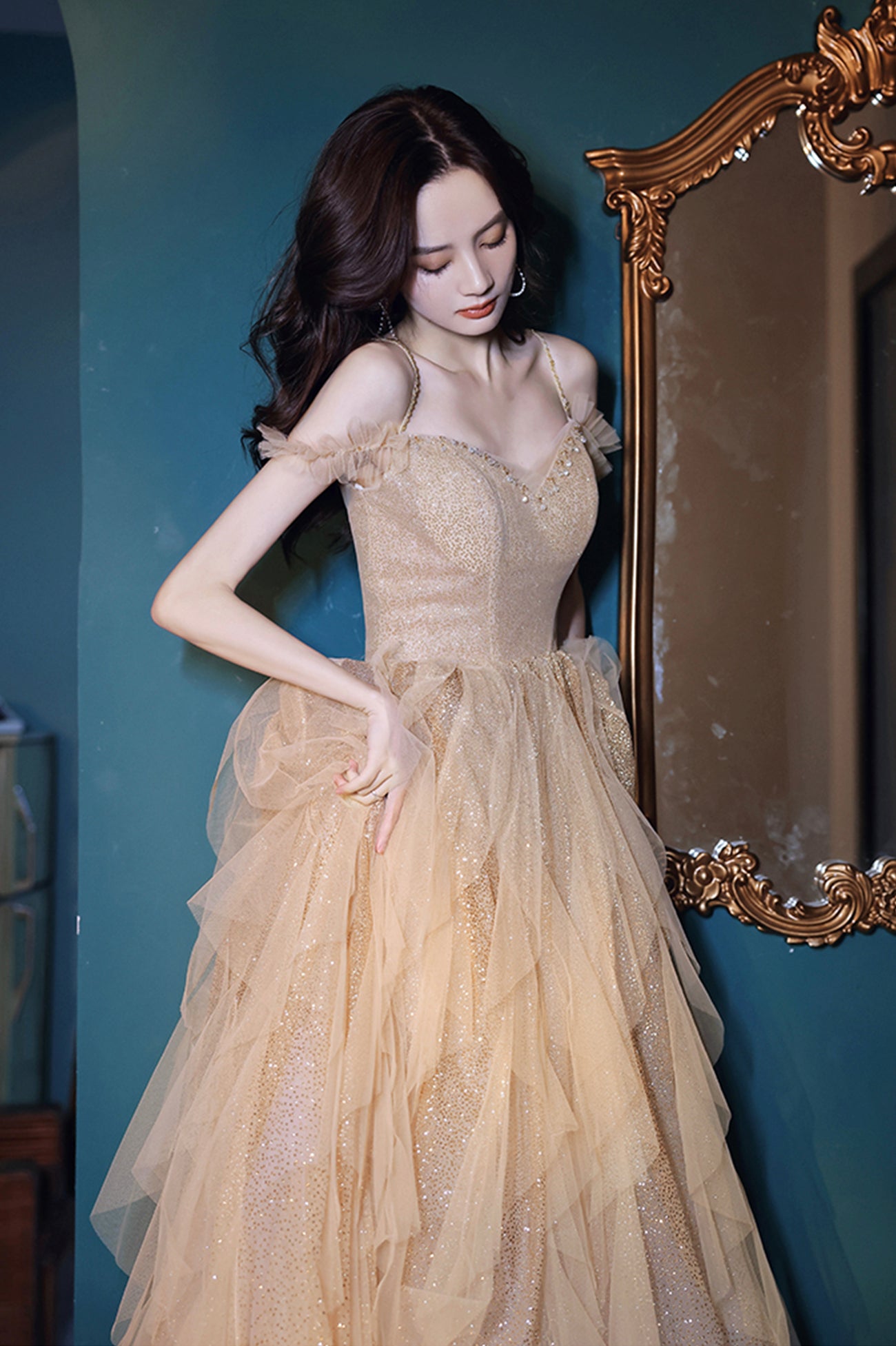 A-Line Tulle Long Prom Dress with Sequins, Spaghetti Straps Evening Dress