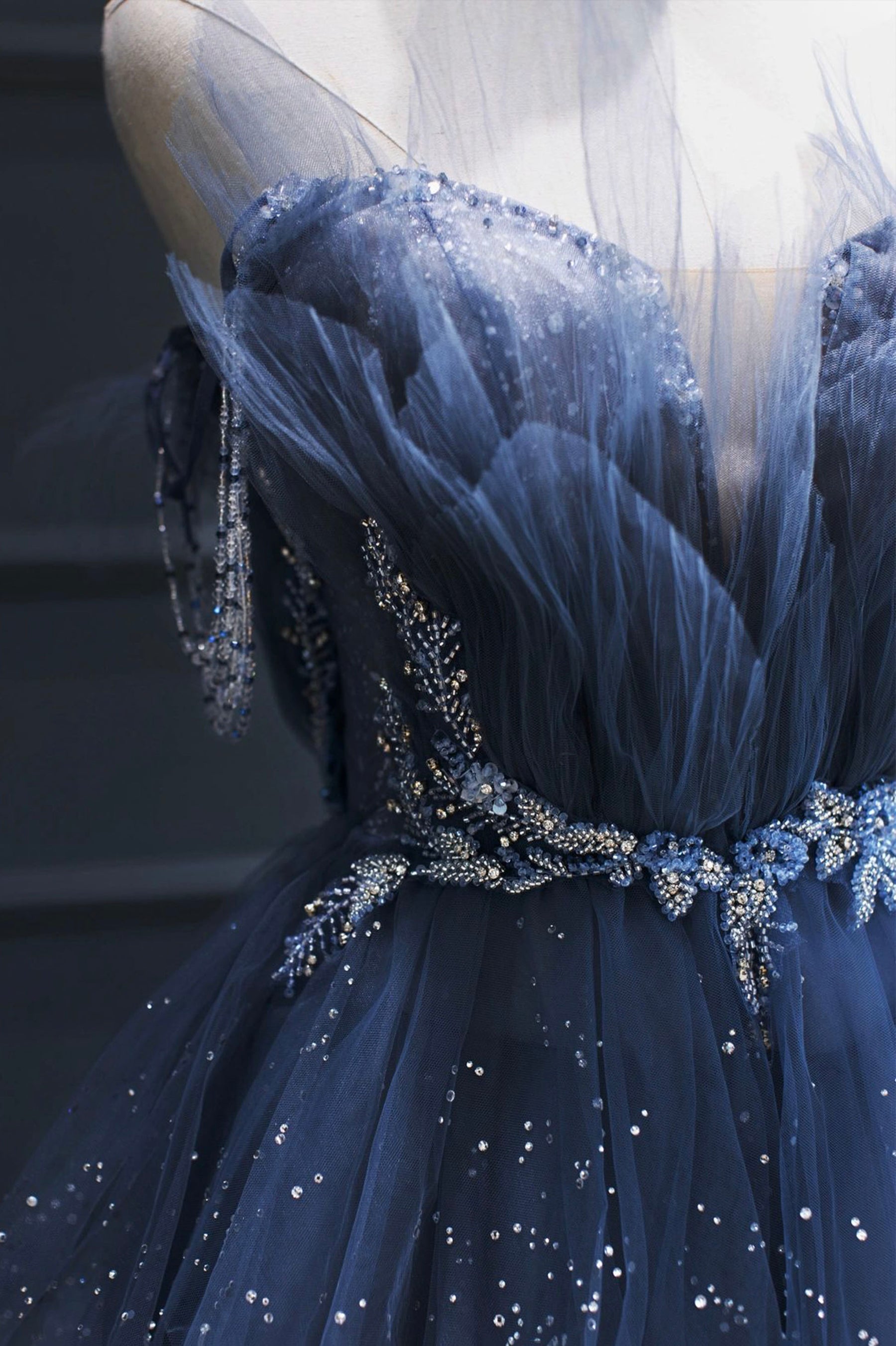 Blue Tulle Beaded Long Senior Prom Dress, A-Line Strapless Evening Par Blue Tulle Beaded Long Senior Prom Dress, A-Line Strapless Evening Par