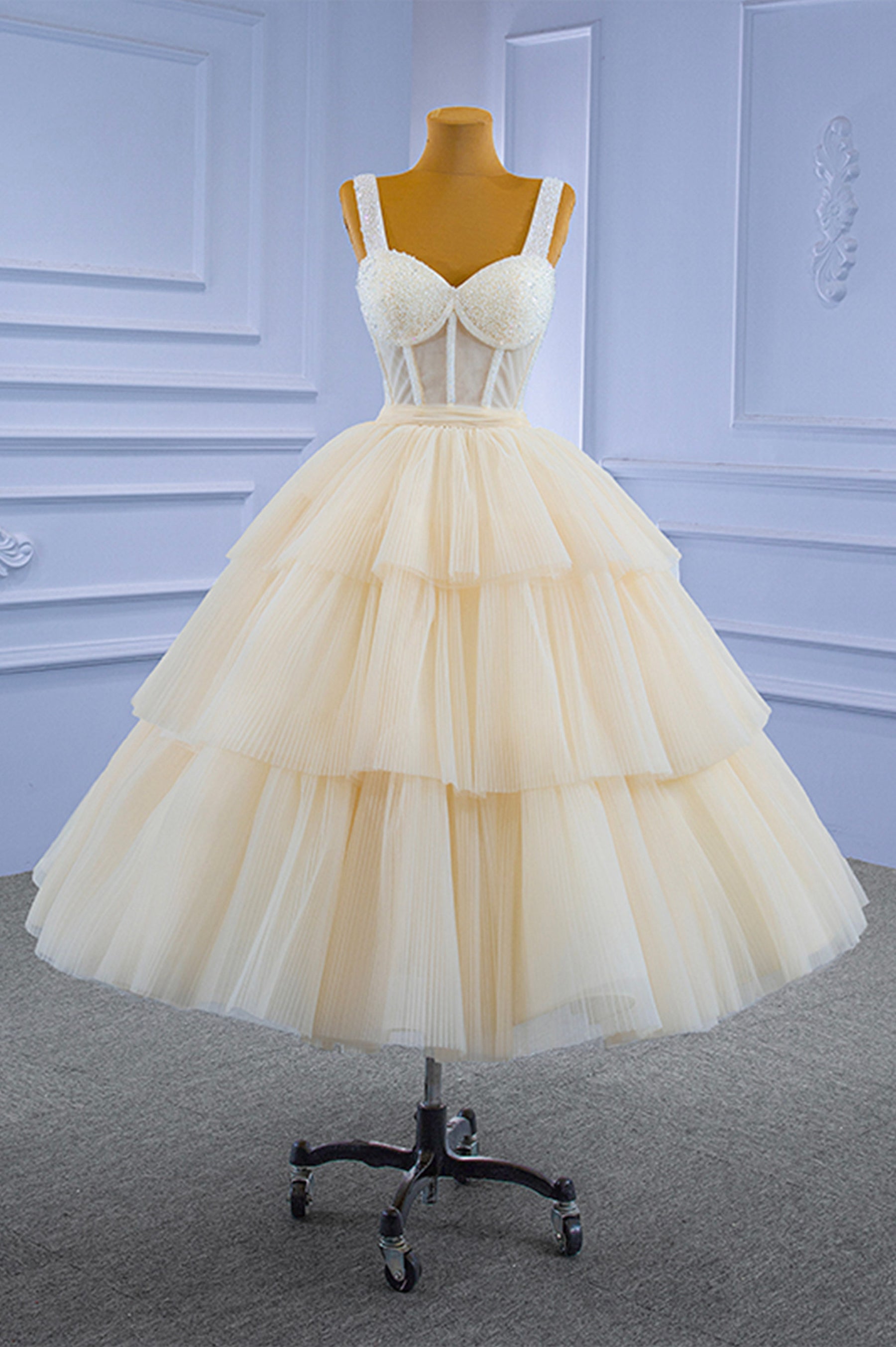 Champagne Tulle Short Prom Dress with Beaded, A-Line Tea Length Party Dress
