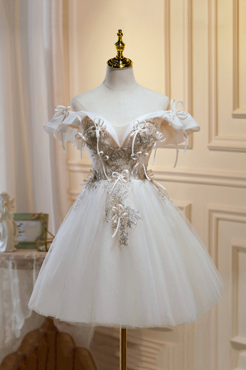 Cute Tulle Sequins Short Prom Dress, Light Champagne Off Shoulder Party Dress